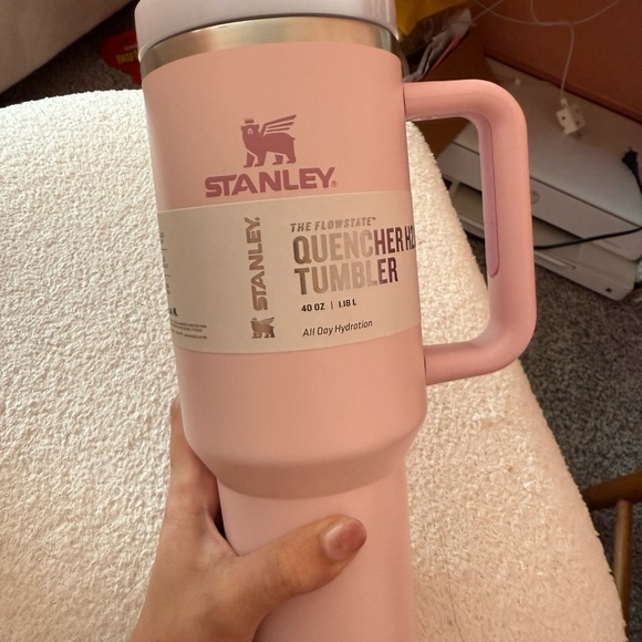 Stanley Pink Quencher H2.0 Tumbler 40 oz. - Picture 1 of 6